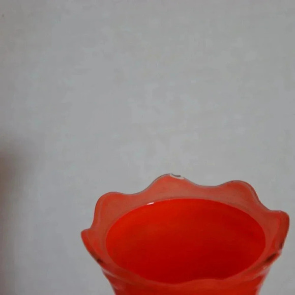 5/$25 Vtg Reverse Painted  Vase - Picture 7 of 8